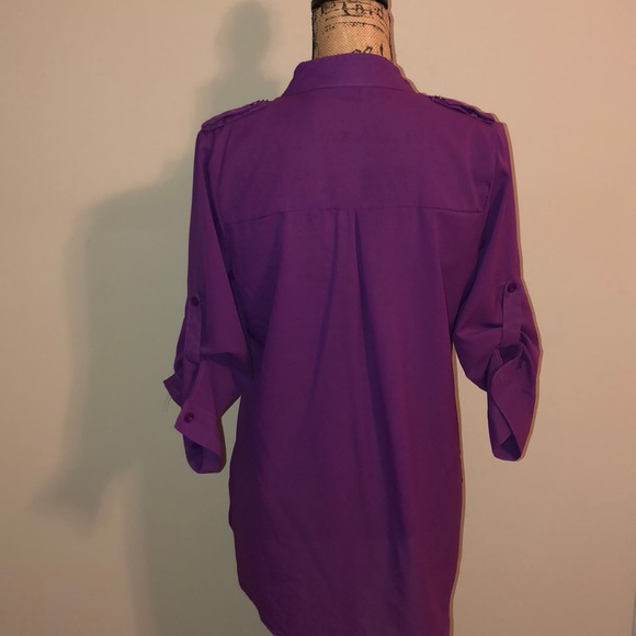 Woman’s blouse - Picture 3 of 6